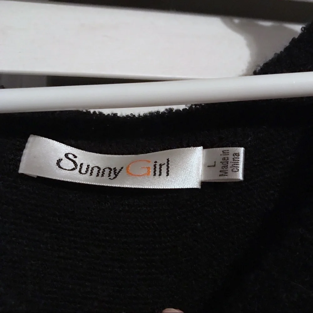 Lace Skull Fuzzy Sweater - Picture 3 of 5